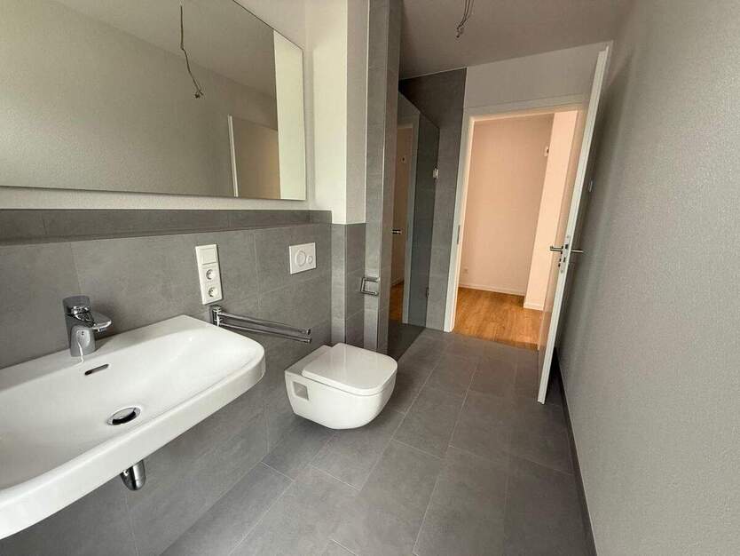 Frisch fertiggestellt! Effizienzhaus-40-Erdgeschosswohnung im Herzen von Bad Zwischenahn! 3 zimmer