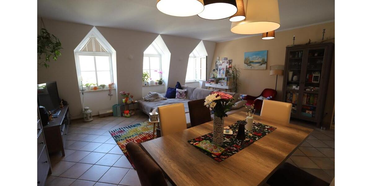 Etagenwohnung Großenhain - 3 Zimmer, 132 m&sup2;, 850&euro; | Angebot:26120395