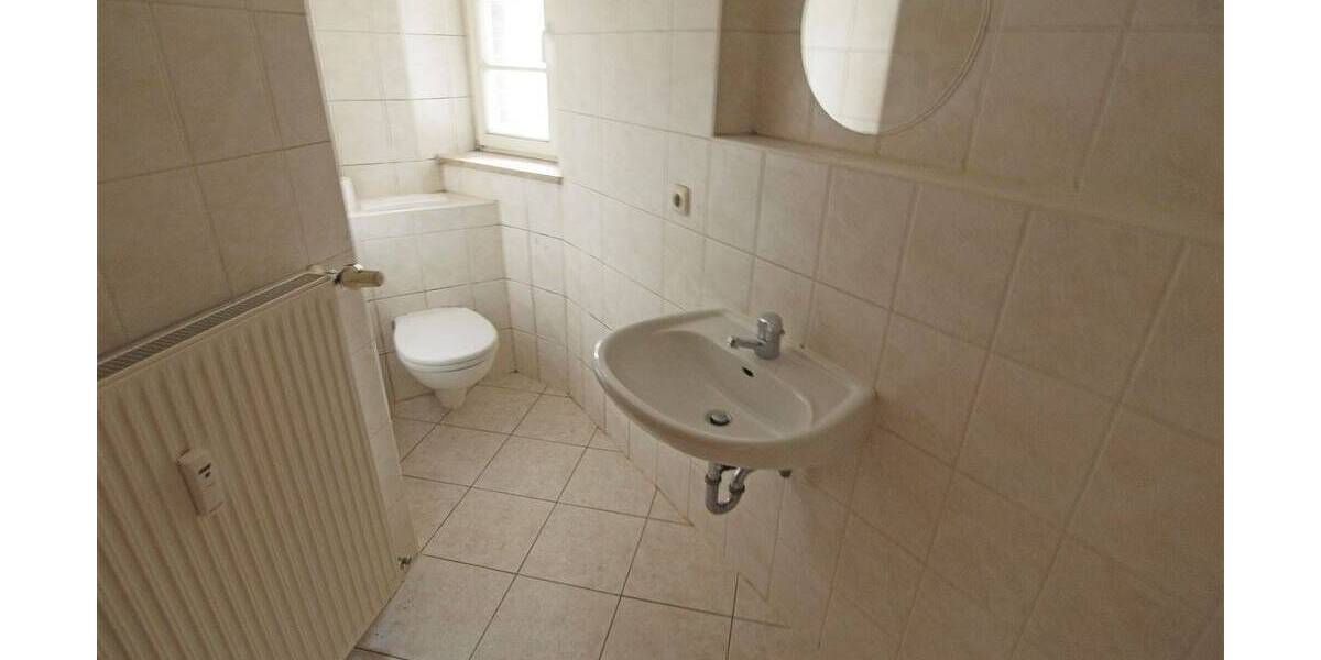 Etagenwohnung Frankenberg Frankenberg - 3 Zimmer, 79 m&sup2;, 395&euro; | Angebot:25821055