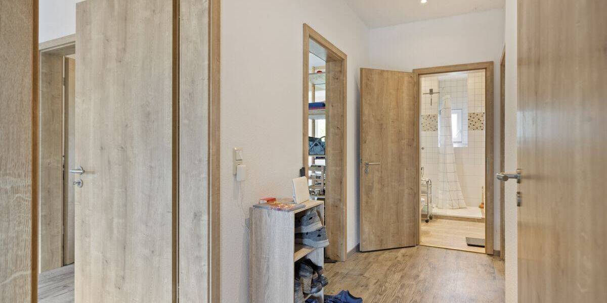 Mehrfamilienhaus, Wohnhaus Wetzlar - 9 Zimmer, 224 m&sup2;, 427.000&euro; | Angebot:26796011