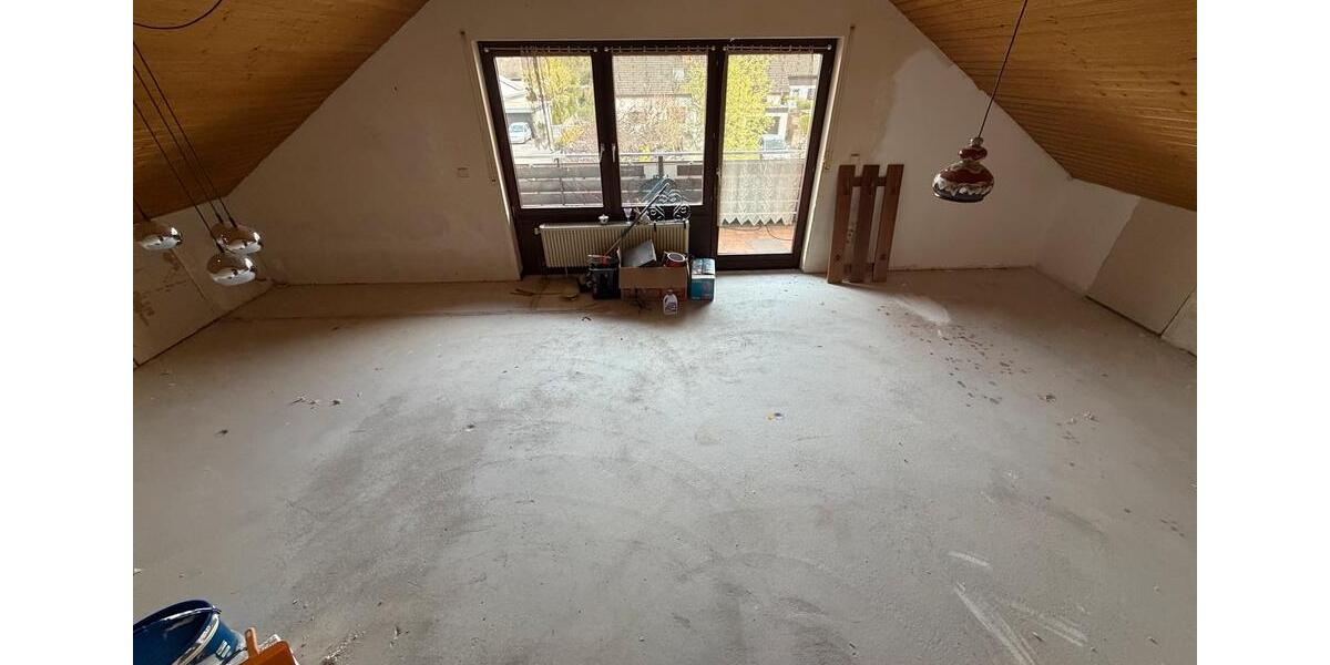 Einfamilienhaus Bad Liebenzell - 7 Zimmer, 180 m&sup2;, 535.000&euro; | Angebot:26425113