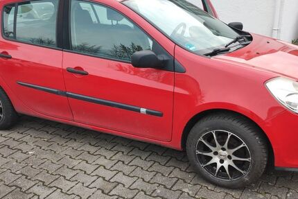 Renault Clio 188.000 km 1.399 &euro; Weinstadt 71384
