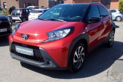 Toyota Aygo (X) 49.100 km 15.880 &euro; Viersen 41748