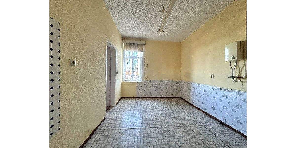 Mehrfamilienhaus, Wohnhaus Waltershausen - 79.000&euro; | Angebot:25729828