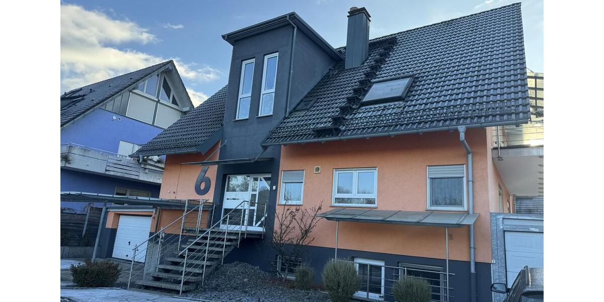 Exklusive 2-Etagen-Wohnung mit Einbauküche, Balkon und Garage zur Miete! 6 zimmer