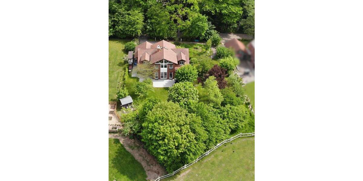 Haus zum Kaufen in Jesteburg 1.095.000 € 187 m² 8 zimmer