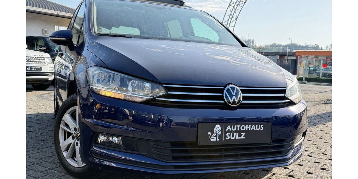 VW Touran 43.331 km 24.499 &euro; Lohmar 53797