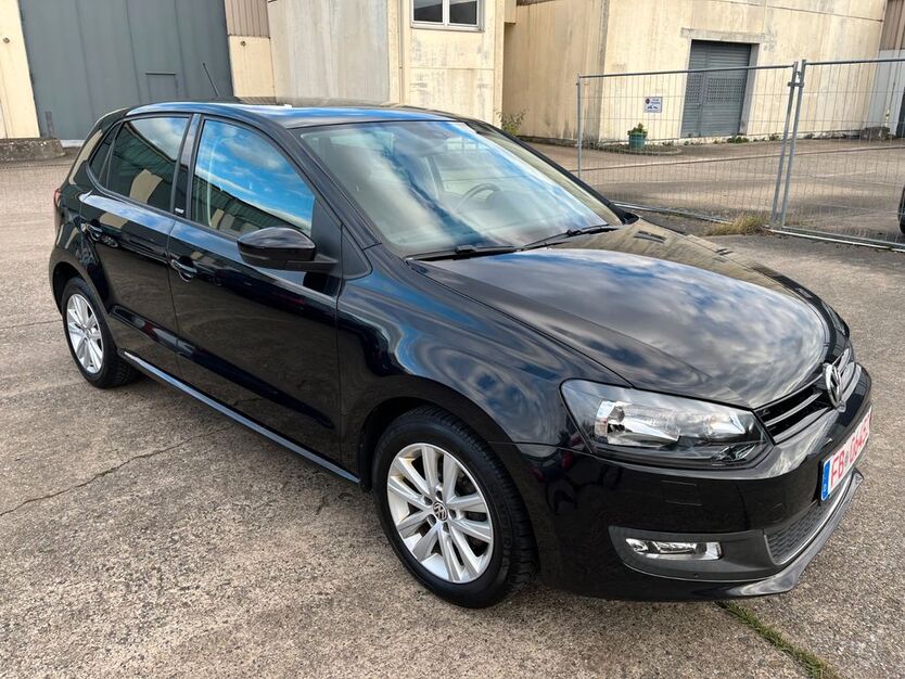 VW Polo 152.000 km 5.999 € Butzbach 35510