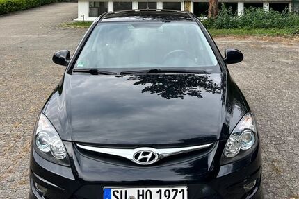 Hyundai i30 104.350 km 5.400 &euro; Bergisch Gladbach 51427