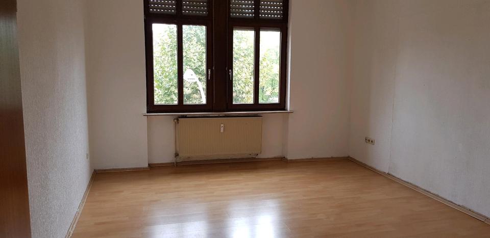 Etagenwohnung Saarbrücken West - 1 Zimmer, 75 m&sup2;, 130.000&euro; | Angebot:26062904