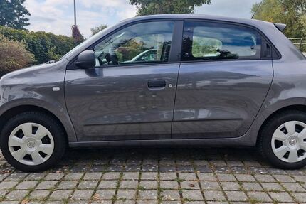 Renault Twingo 12.200 km 8.900 &euro; KOLBERMOOR 83059