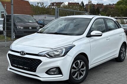 Hyundai i20 28.821 km 13.790 &euro; Würzburg 97076