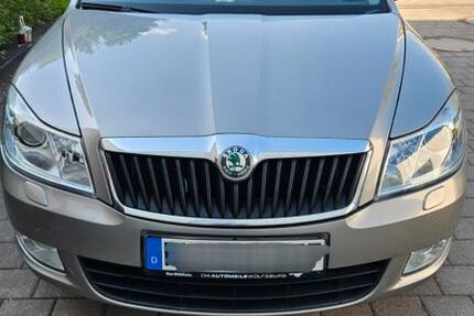 Skoda Octavia 121.800 km 6.000 &euro; Hamburg 21147