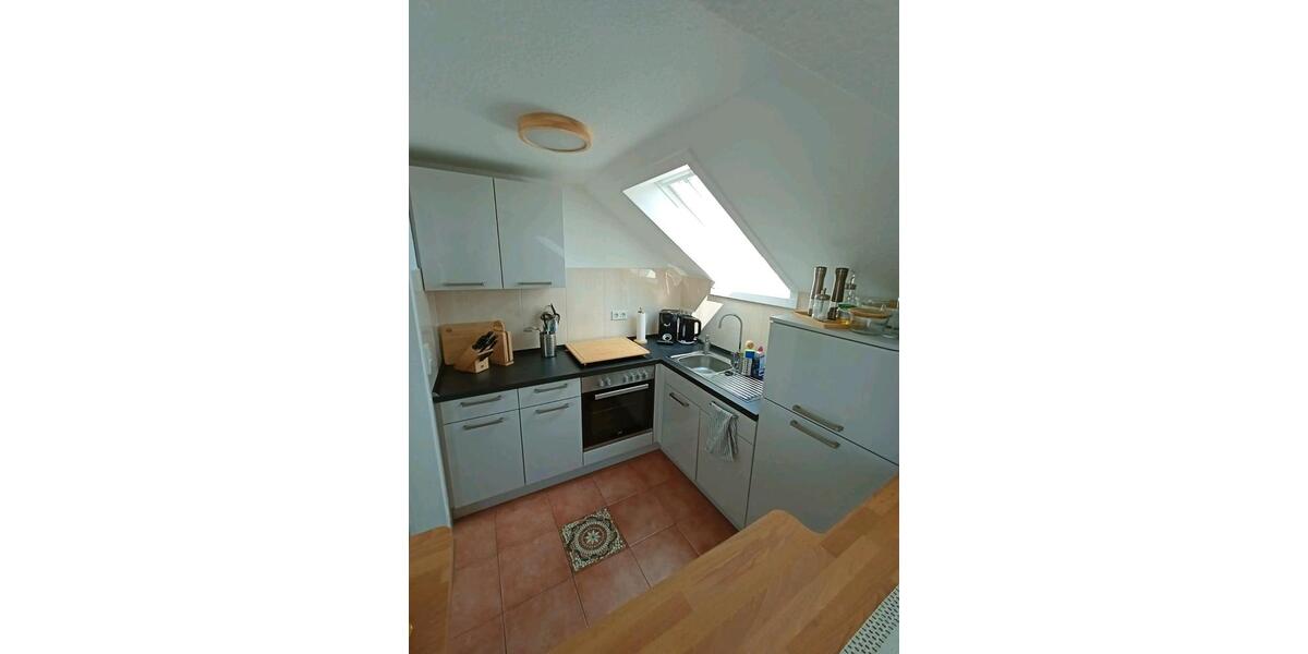 Dachgeschoßwohnung Kürten - 2 Zimmer, 76 m&sup2;, 885&euro; | Angebot:26326077