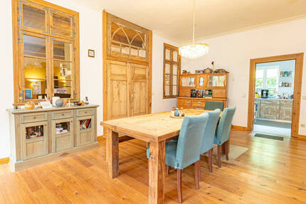 Haus Jork - 8 Zimmer, 360 m&sup2;, 769.000&euro; | Angebot:25738609