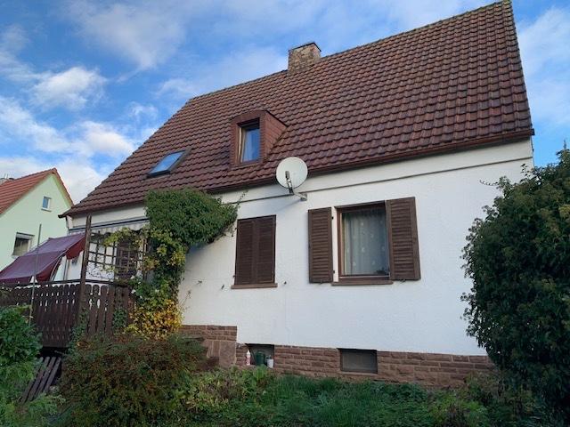 Einfamilienhaus Hammelburg - 6 Zimmer, 140 m&sup2;, 295.000&euro; | Angebot:26591395