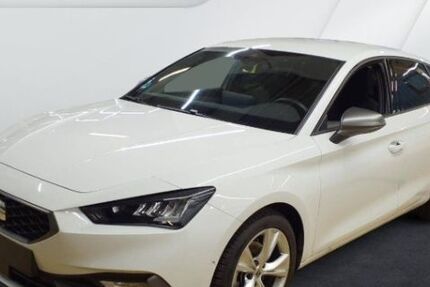 Seat Leon 17.860 km 27.700 &euro; Essen 45307