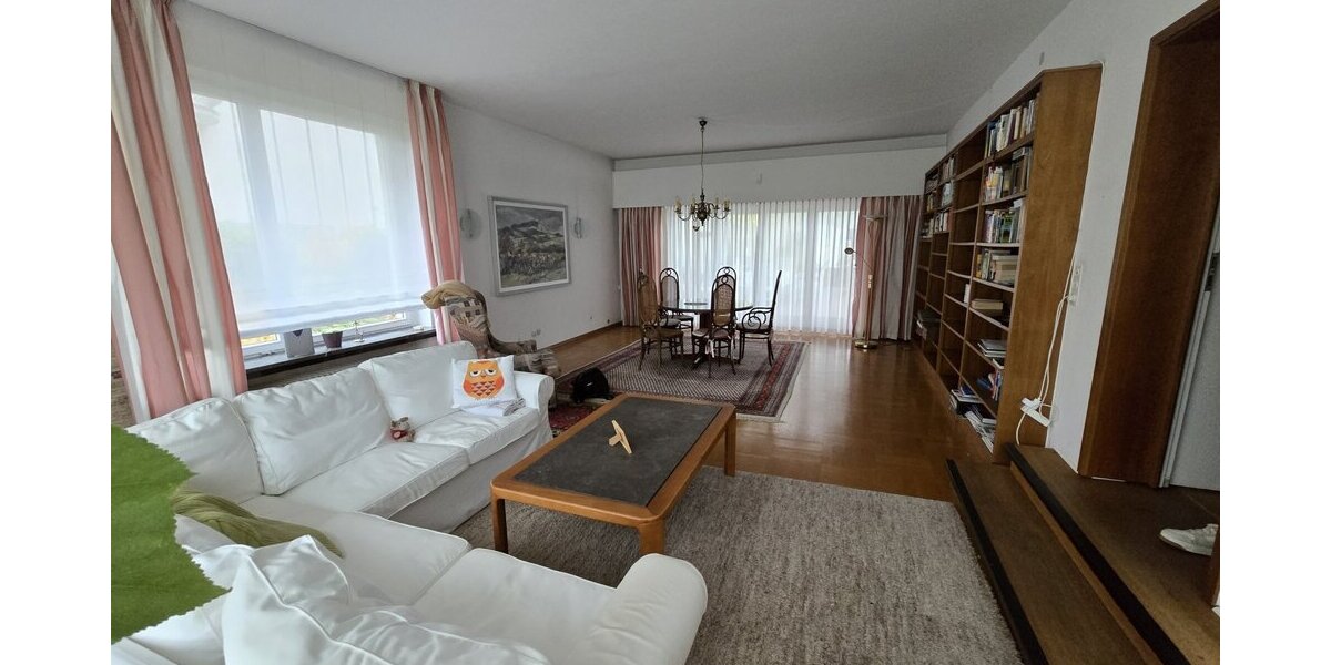 Hünfeld, Wohnhaus mit ELW - Einfamilienhaus Hünfeld | Angebot:26589383