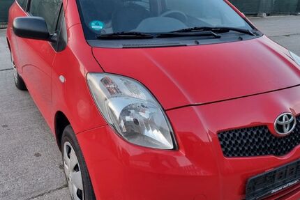 Toyota Yaris 107.874 km 1.800 &euro; Leipzig 04357