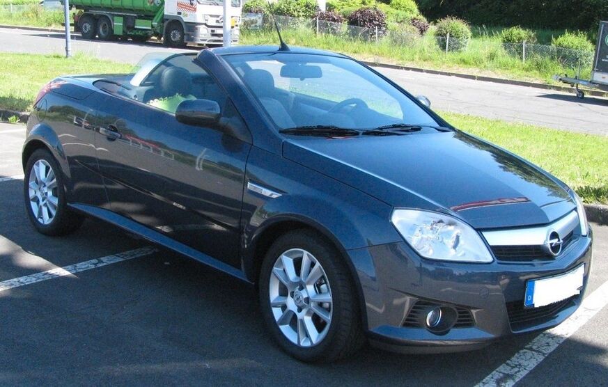 Opel Tigra 10.700 km 16.600 € Wallenborn 54570