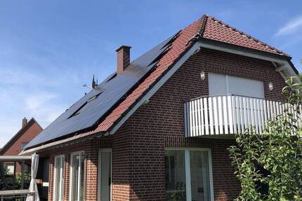 Exclusiv & wie neu! 2 Generationenhaus rechts.d.Ems!