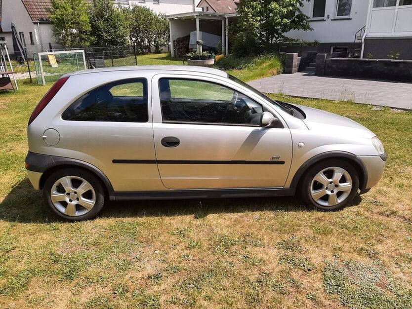 Opel Corsa 147.100 km 1.600 € Paderborn 33104