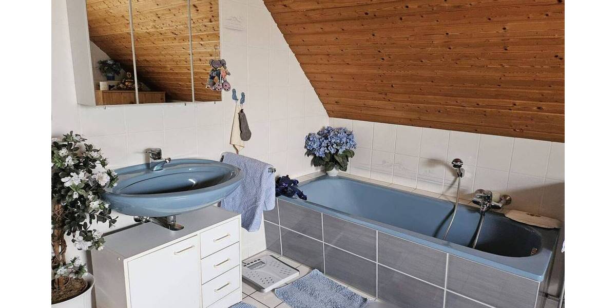 Einfamilienhaus Rosdorf Sieboldshausen - 5 Zimmer, 126 m&sup2;, 329.000&euro; | Angebot:25970722