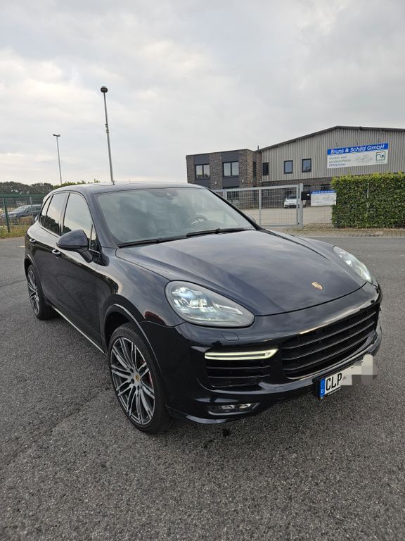 Porsche Cayenne 99.700 km 37.500 € Lastrup 49688