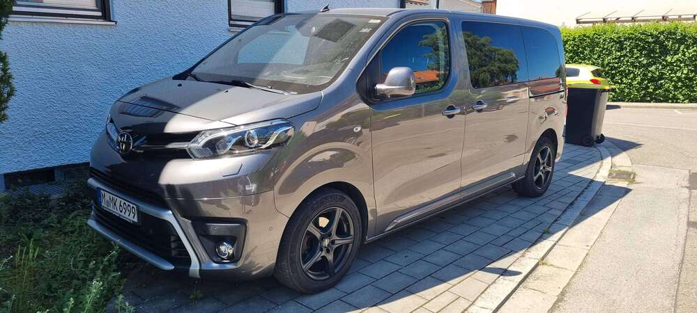 Toyota Proace 86.000 km 27.000 &euro; Röhrmoos 85244