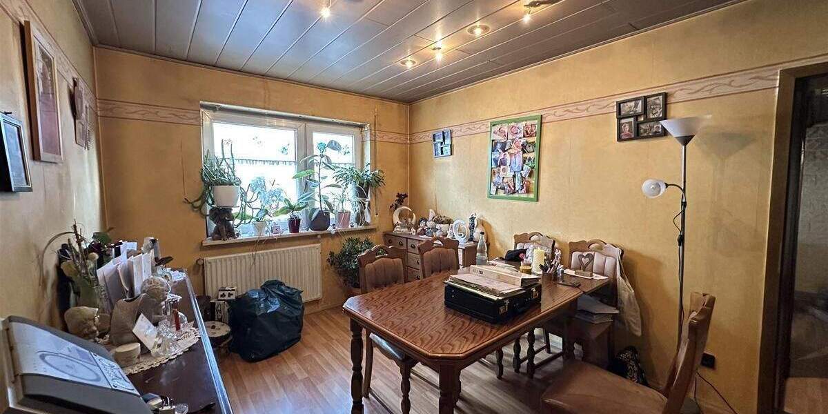 Mehrfamilienhaus, Wohnhaus Kirchberg (Hunsrück) - 8 Zimmer, 204 m&sup2;, 249.000&euro; | Angebot:25800514