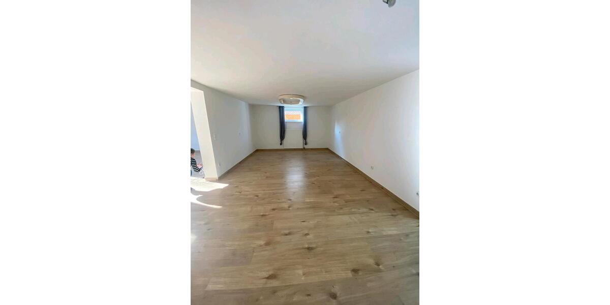 Einfamilienhaus Vilshofen an der Donau - 8 Zimmer, 240 m&sup2;, 429.000&euro; | Angebot:26240495