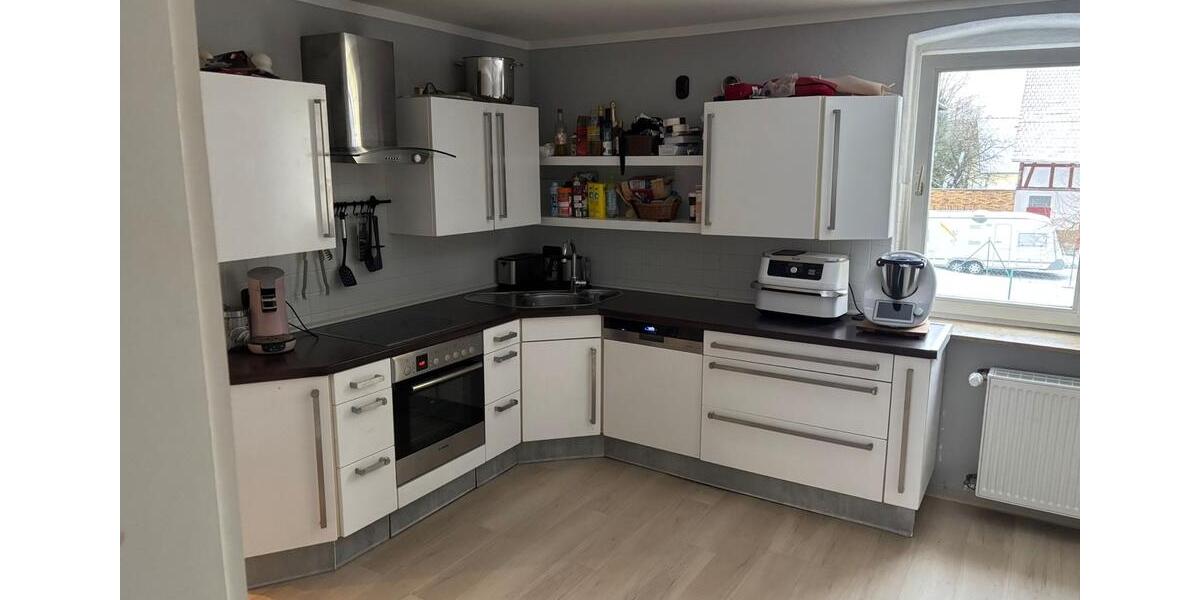 Einfamilienhaus Neustadt (Hessen) - 7 Zimmer, 220 m&sup2;, 1.210&euro; | Angebot:25396378