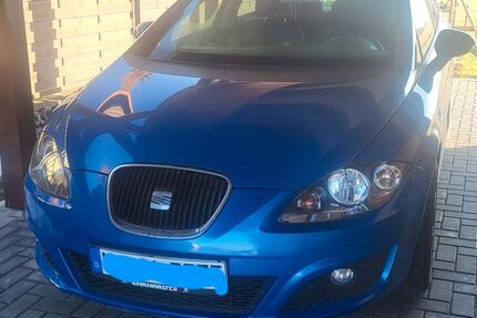 Seat Leon 107.000 km 7.799 &euro; Hildburghausen 98646
