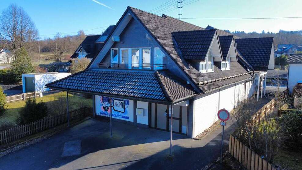 Haus zum Kaufen in Kreuztal 459.000 € 201 m²