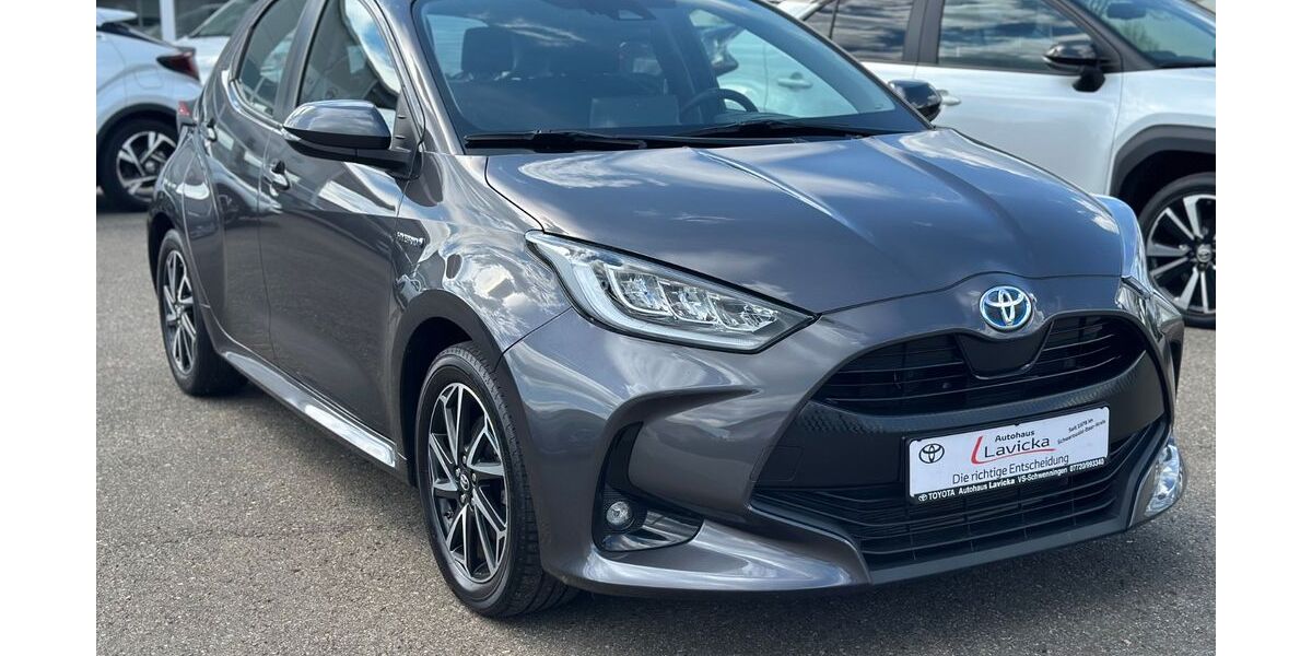 Toyota Yaris 39.500 km 18.690 &euro; Villingen-Schwenningen 78056