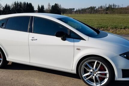 Seat Leon 187.000 km 8.900 &euro; Pössneck 07381