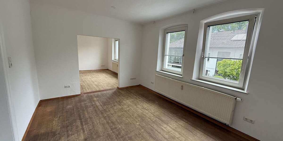 Wohnung zum Mieten in Neustadt an der Waldnaab 700 € 107.33 m² 4.5 zimmer