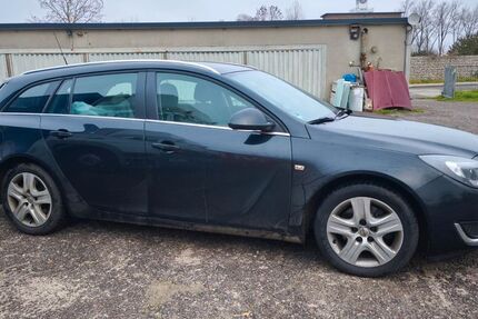 Opel Insignia 225.000 km 2.799 &euro; Rostock 18106