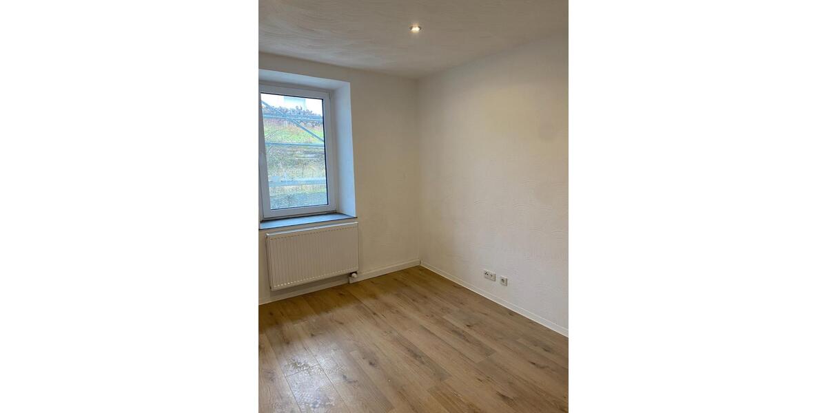 Etagenwohnung Marpingen - 2 Zimmer, 45 m&sup2;, 550&euro; | Angebot:25543035