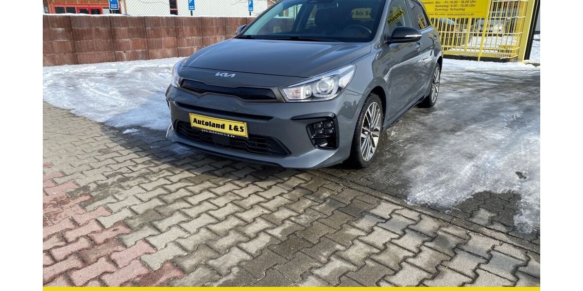 Kia Rio 124.000 km 12.990 &euro; Cottbus/ Groß Gaglow 03051