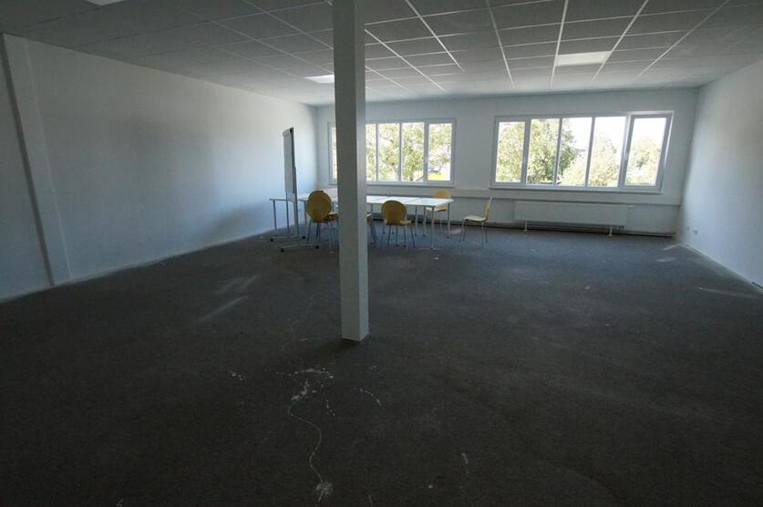 Büro im Gewerbepark Rheinbrücke Breisach zu vermieten! zimmer