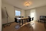Helle Büro-Praxisfläche in Oberursel – 3 Räume mit Balkon, Küche & Bad zimmer