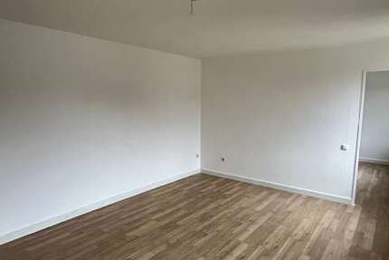 Wohnung Krefeld Krefeld-Mitte - 2 Zimmer, 45 m&sup2;, 400&euro; | Angebot:26854291