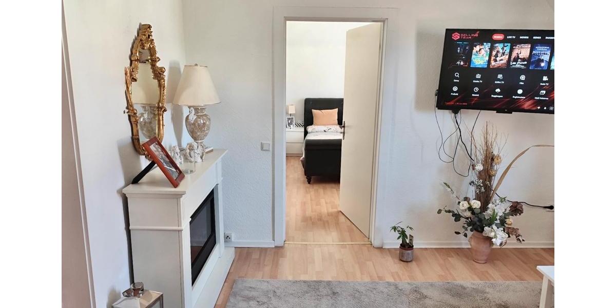 Dachgeschoßwohnung Solingen Wald - 2 Zimmer, 55 m&sup2;, 720&euro; | Angebot:26663996
