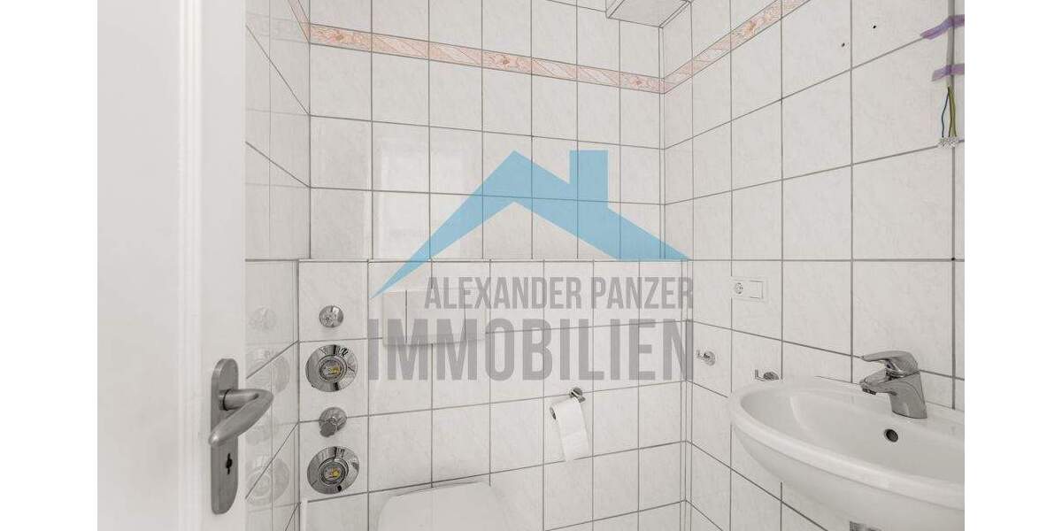Etagenwohnung Fuldatal / Ihringshausen Ihringshausen - 4 Zimmer, 166 m&sup2;, 1.200&euro; | Angebot:25705733