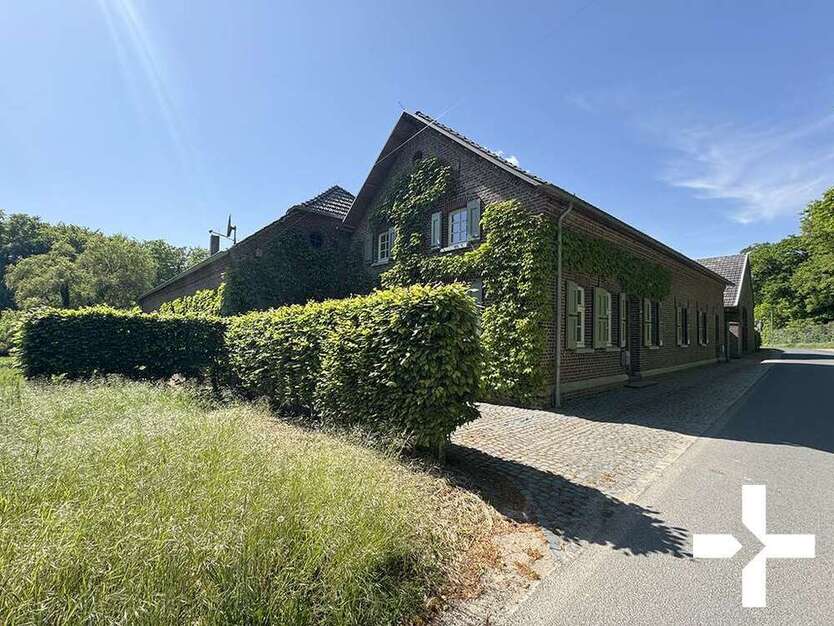 Haus zum Mieten in Schwalmtal 3.375 € 126 m²