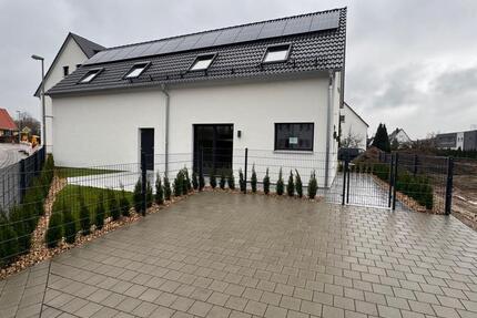 Moderner Bungalow (Erstbezug 3 Zimmer ab sofort) 3 zimmer