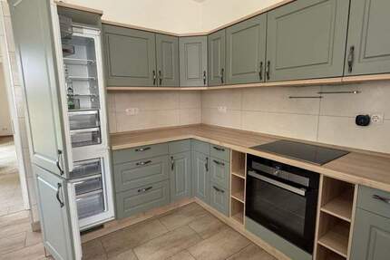 2 Häuser! Platz für die ganze Familie- Liebevoll saniertes Bauernhaus + Town & Country Bungalow und Backsteinscheue 8 zimmer