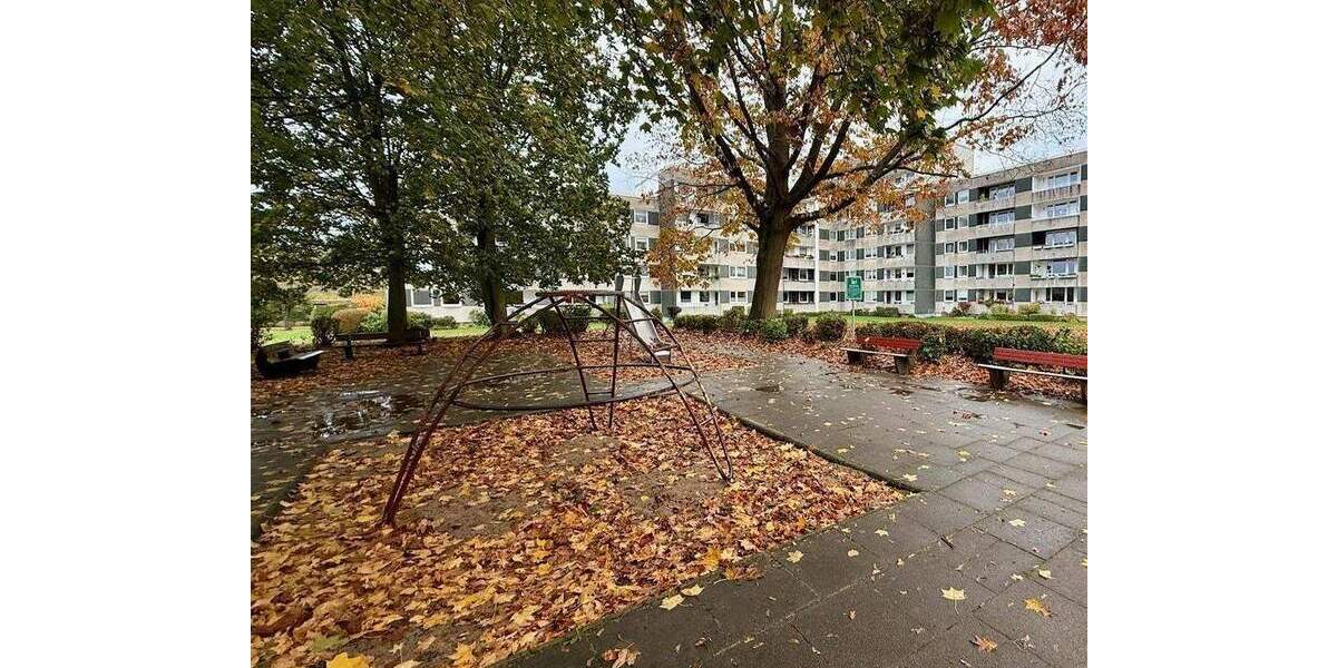 Bezugsfreie 5-Raum-Whg. mit Essbereich, Balkon, und EBK Henri-Dunant-Allee, Kronshagen 4 zimmer