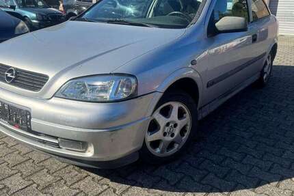 Opel Astra 255.087 km 1.699 € Remagen-Rolandseck 53424